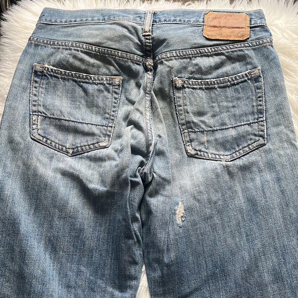 Abercrombie and Fitch distressed jeans - Picture 6 of 17